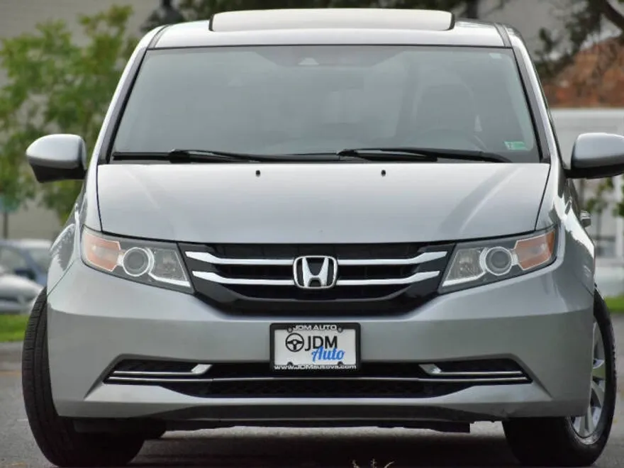 2016 Honda Odyssey EX-L photo 1