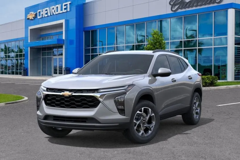 2025 Chevrolet Trax LT photo 1
