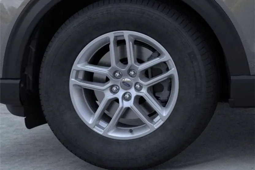 2025 Ford Explorer photo 1