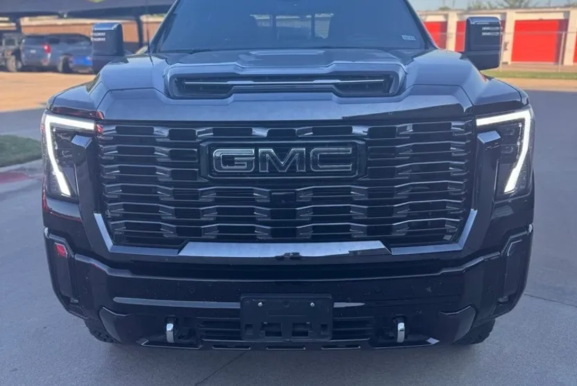 2024 Gmc Sierra 3500 HD Denali Ultimate photo 1