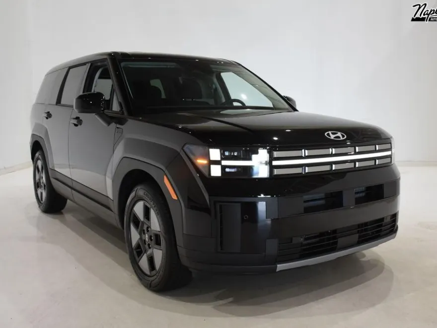 2026 Hyundai Santa Fe SE photo 1