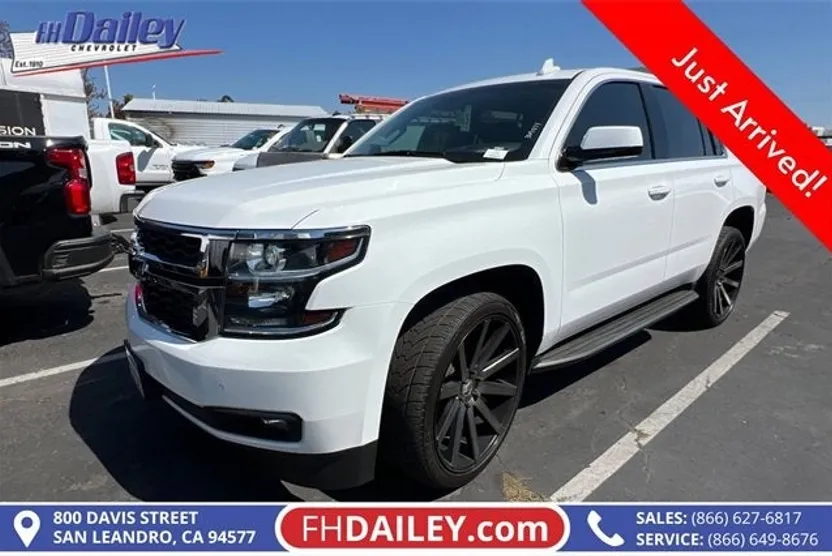 2019 Chevrolet Tahoe LT photo 1