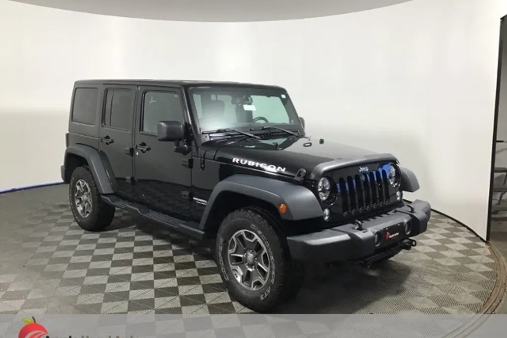 2014 Jeep Wrangler Unlimited Rubicon photo 1