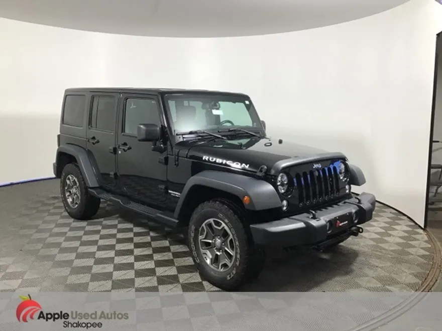 2014 Jeep Wrangler Unlimited Rubicon photo 1