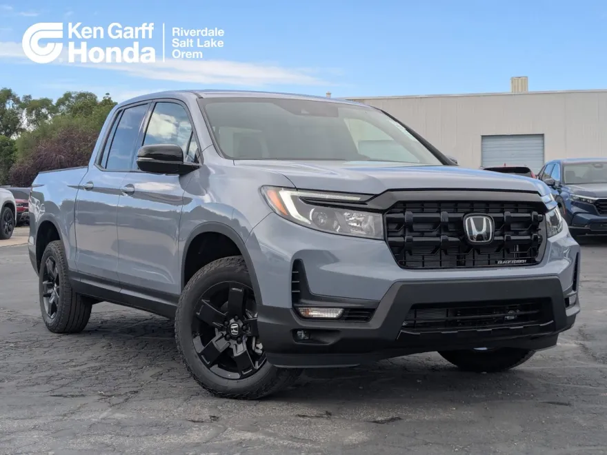 2025 Honda Ridgeline Black Edition photo 1