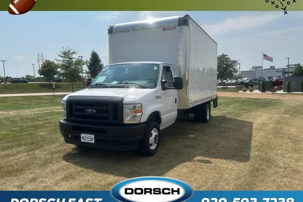2023 Ford E-450 photo 1