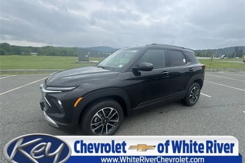 2026 Chevrolet Trailblazer LT photo 1