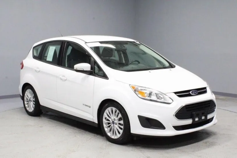 2017 Ford C-Max Hybrid SE photo 1