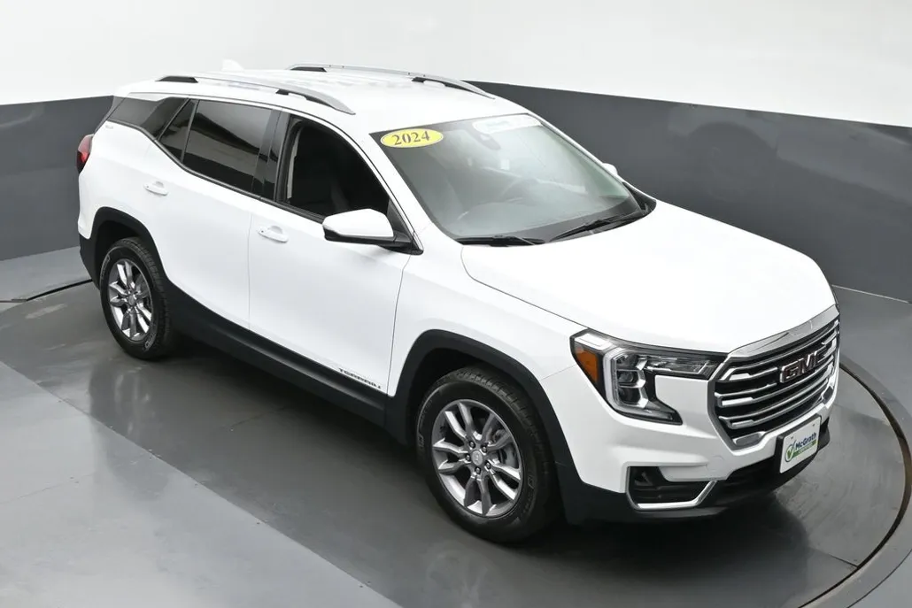 2024 Gmc Terrain SLT photo 1