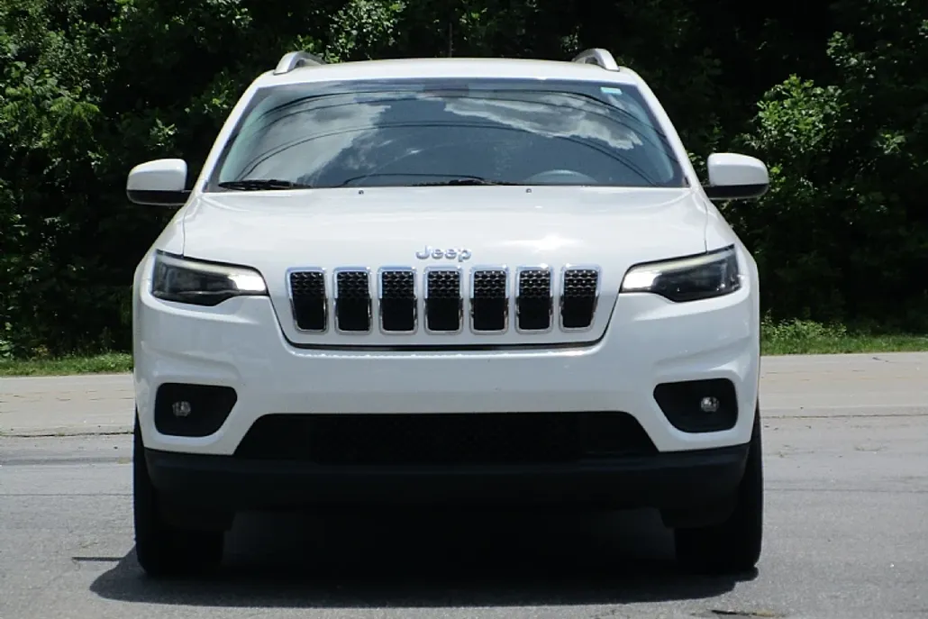 2019 Jeep Cherokee Latitude photo 1