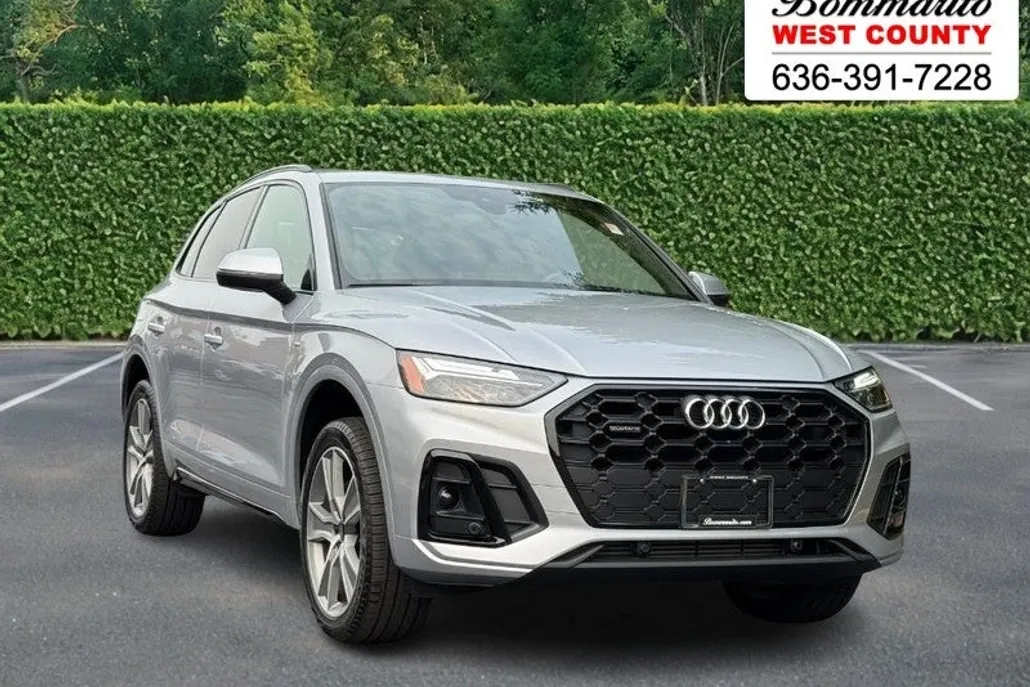 2025 Audi Q5 S line Premium 45 TFSI photo 1