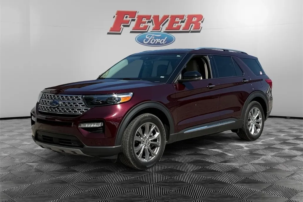 2022 Ford Explorer Limited photo 1
