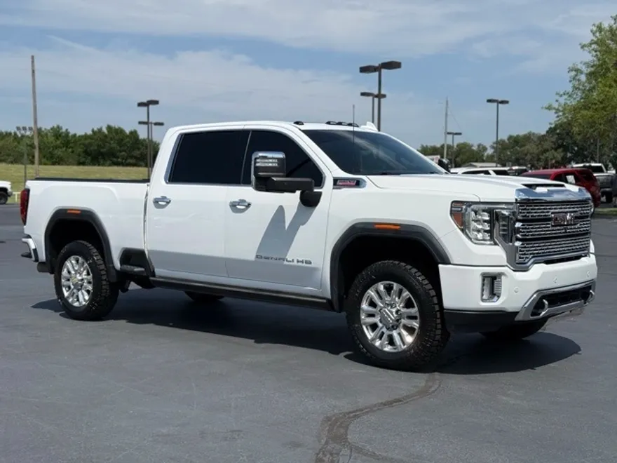 2022 Gmc Sierra HD Denali photo 1