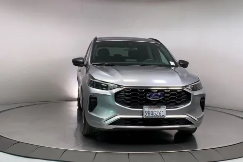 2024 Ford Escape ST-Line photo 3