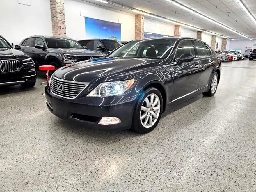 2007 Lexus LS 460 photo 1