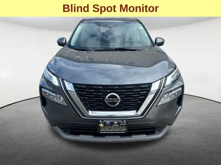 2021 Nissan Rogue SV photo 1