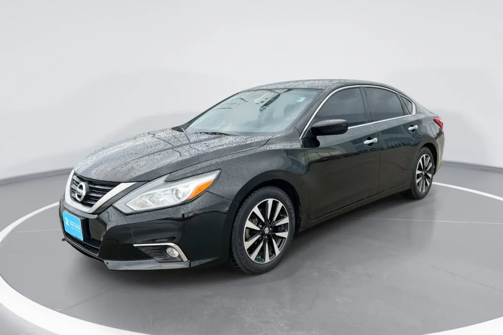 2018 Nissan Altima 2.5 SV photo 1