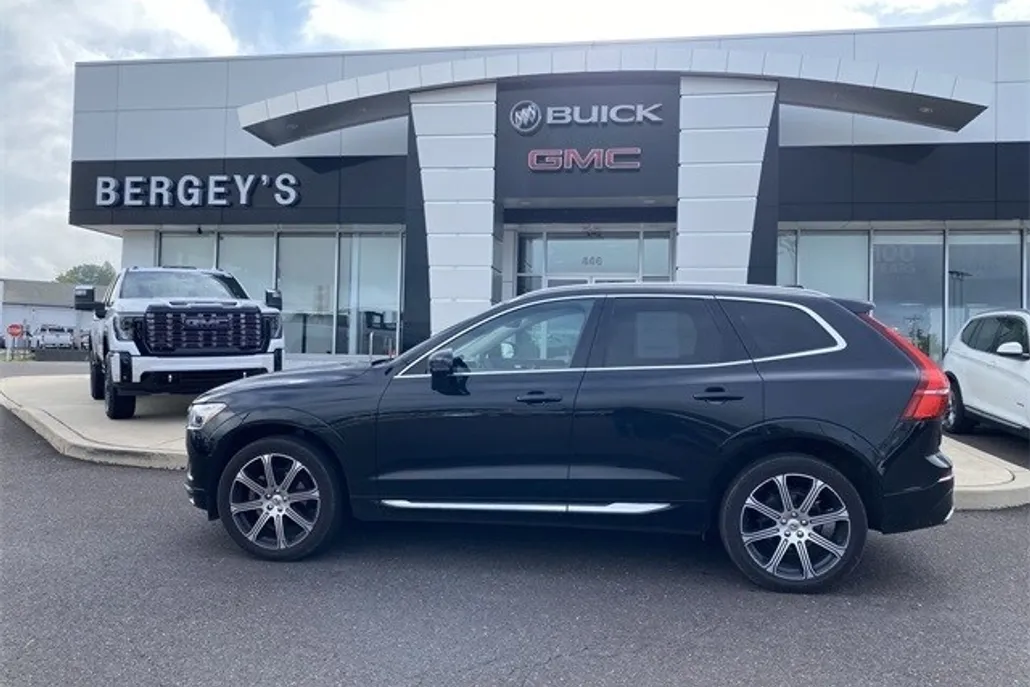 2021 Volvo XC60 T5 Inscription photo 1