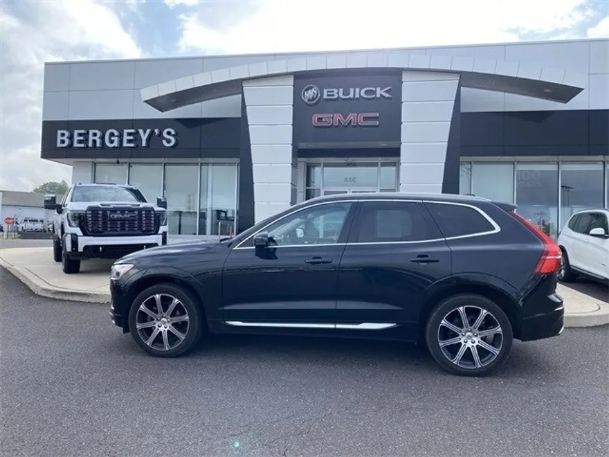 2021 Volvo XC60 T5 Inscription photo 1