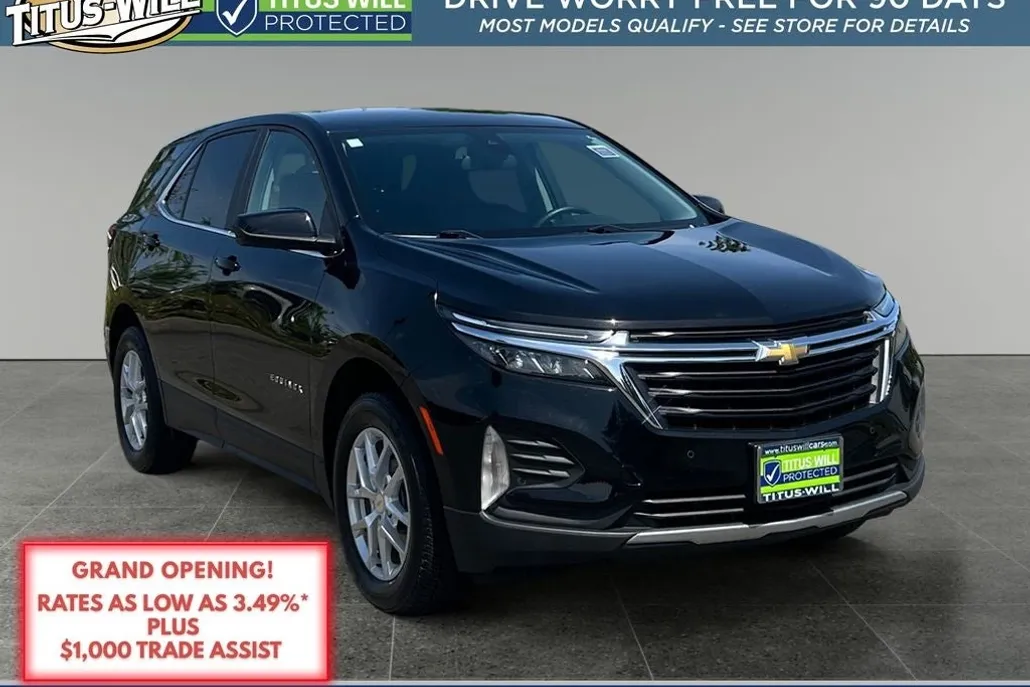 2023 Chevrolet Equinox LT photo 1