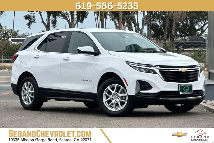 2023 Chevrolet Equinox LT photo 1