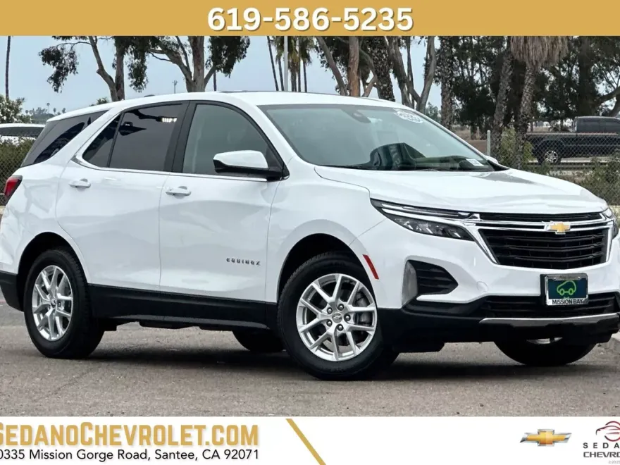 2023 Chevrolet Equinox LT photo 1