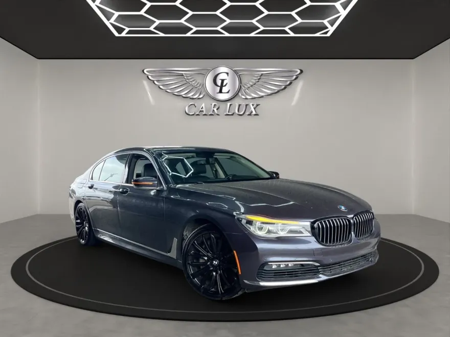 2016 Bmw 750i 7-series photo 1