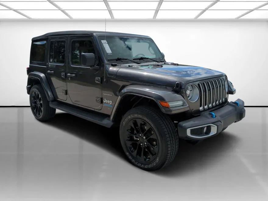 2022 Jeep Wrangler 4xe Unlimited Sahara photo 1