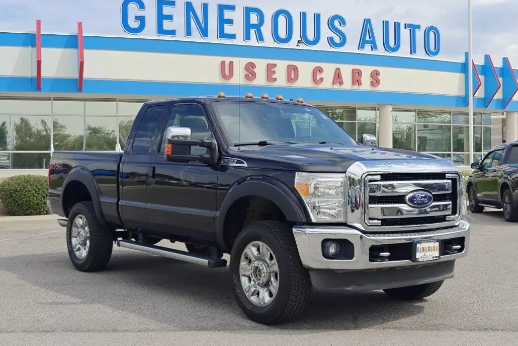 2015 Ford F-350 Lariat photo 1