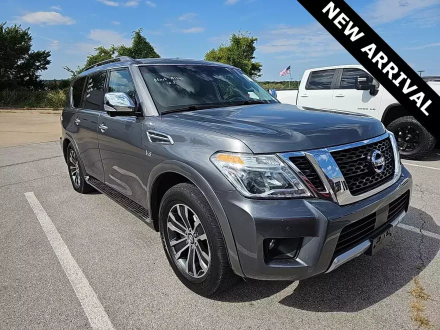 2017 Nissan Armada SL photo 1
