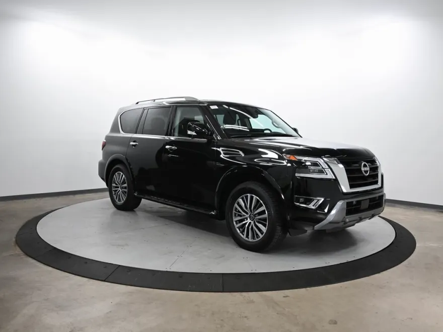 2024 Nissan Armada SL photo 1