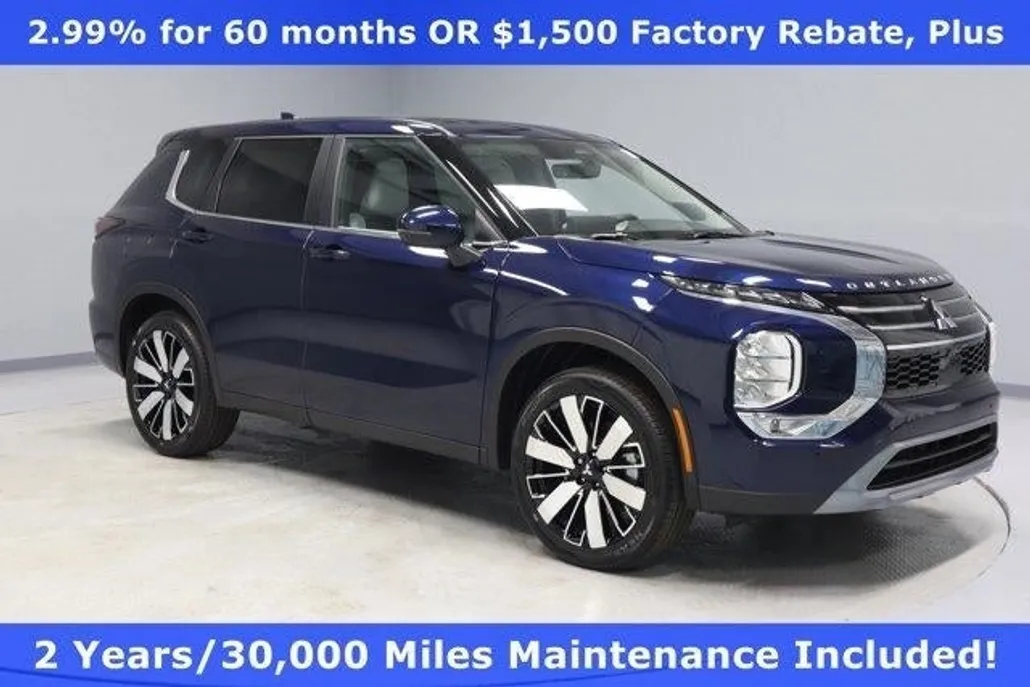 2025 Mitsubishi Outlander SE photo 1