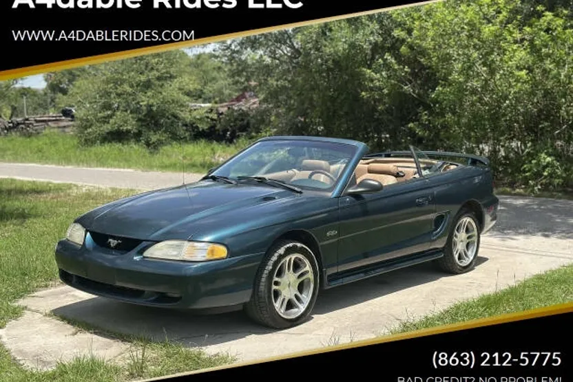 1997 Ford Mustang GT Convertible photo 1