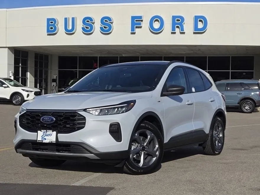 2025 Ford Escape ST-Line photo 1