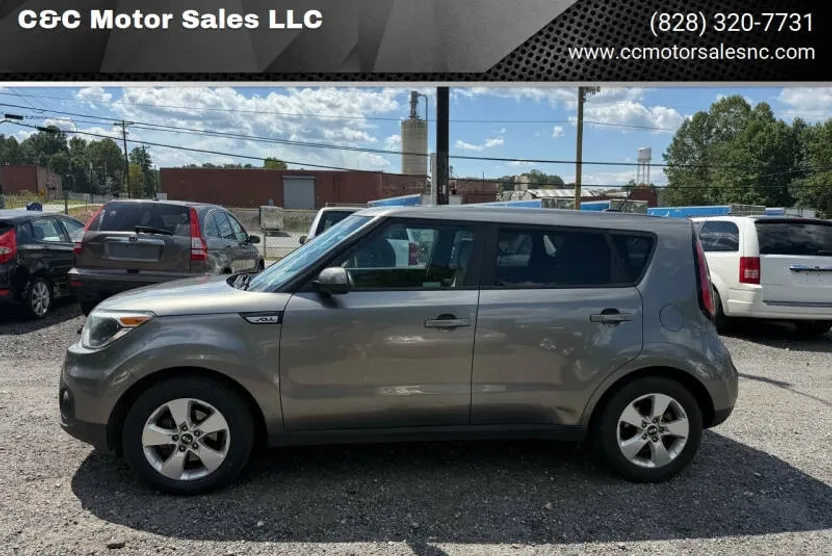 2019 Kia Soul Base photo 1