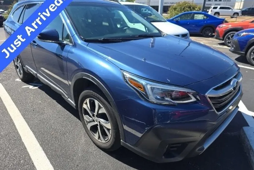 2020 Subaru Outback Limited photo 1