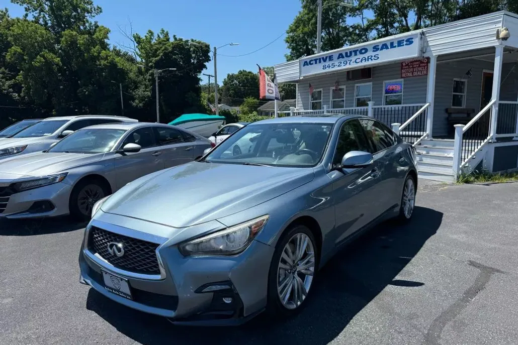 2018 Infiniti Q50 3.0t Sport photo 1