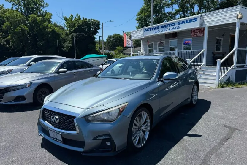2018 Infiniti Q50 3.0t Sport photo 1