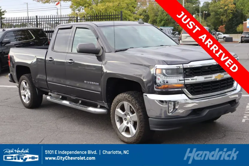 2016 Chevrolet Silverado 1500 LT photo 1