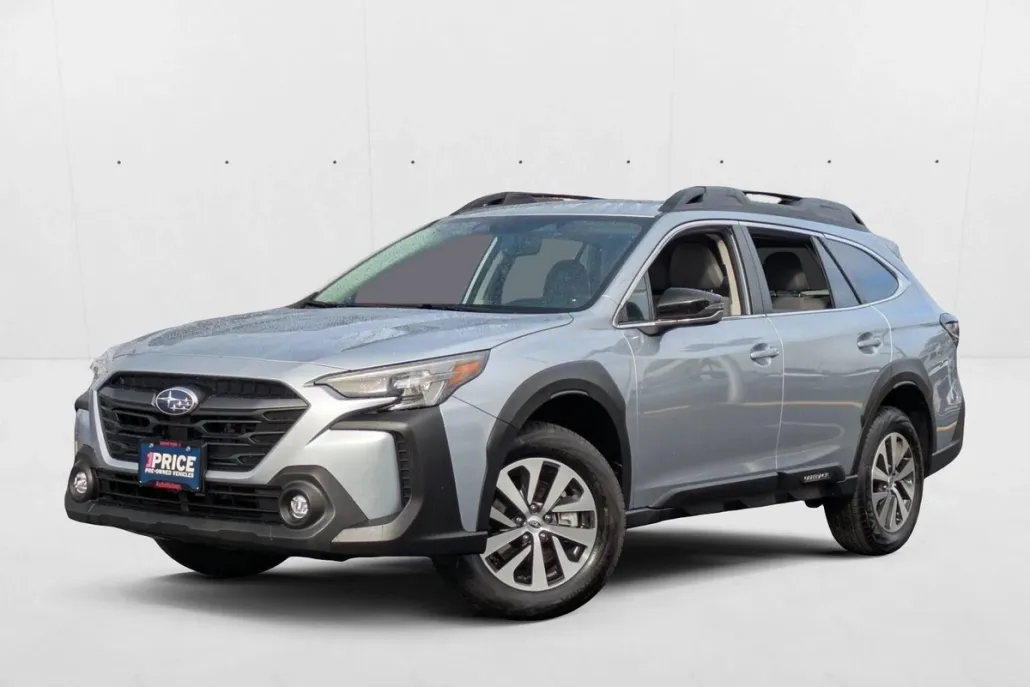 2025 Subaru Outback Premium photo 1