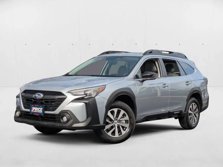 2025 Subaru Outback Premium photo 1