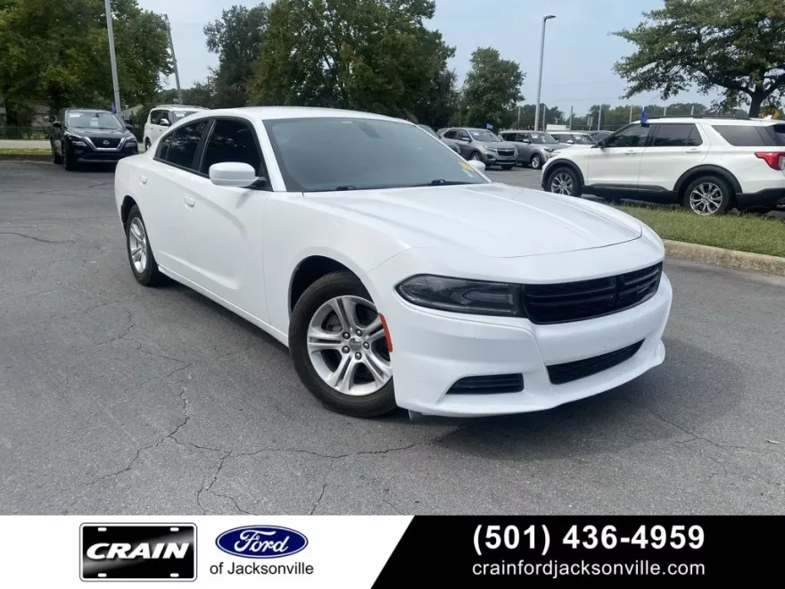 2019 Dodge Charger SXT photo 1