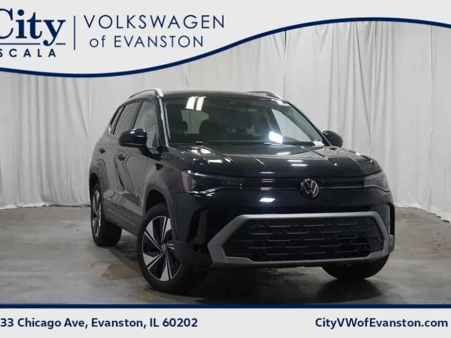 2025 Volkswagen Taos SE photo 1