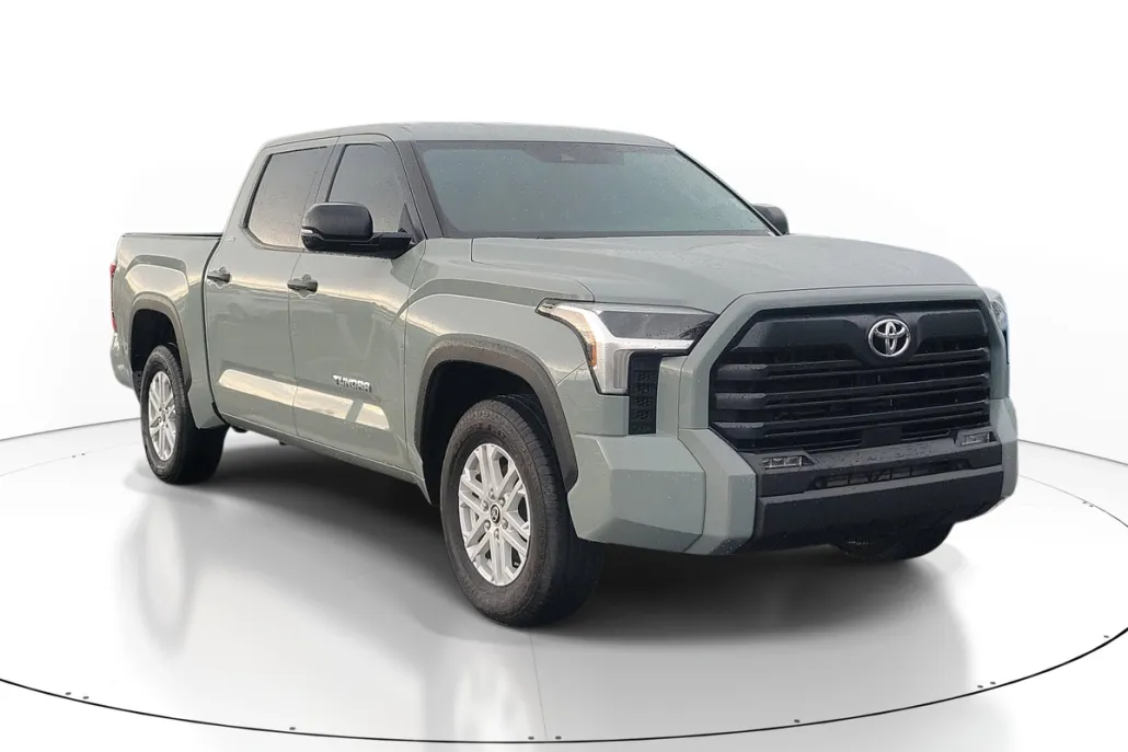 2024 Toyota Tundra SR5 photo 1