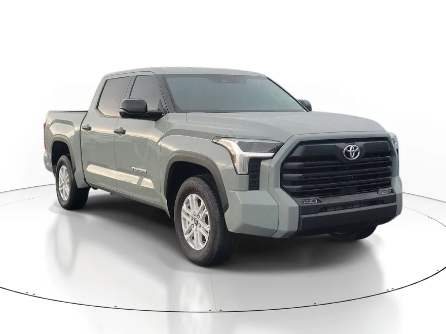 2024 Toyota Tundra SR5 photo 1