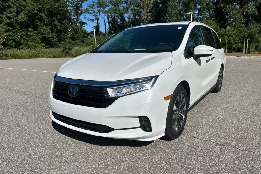 2023 Honda Odyssey EX-L photo 1