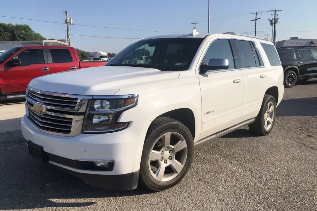 2017 Chevrolet Tahoe Premier photo 1