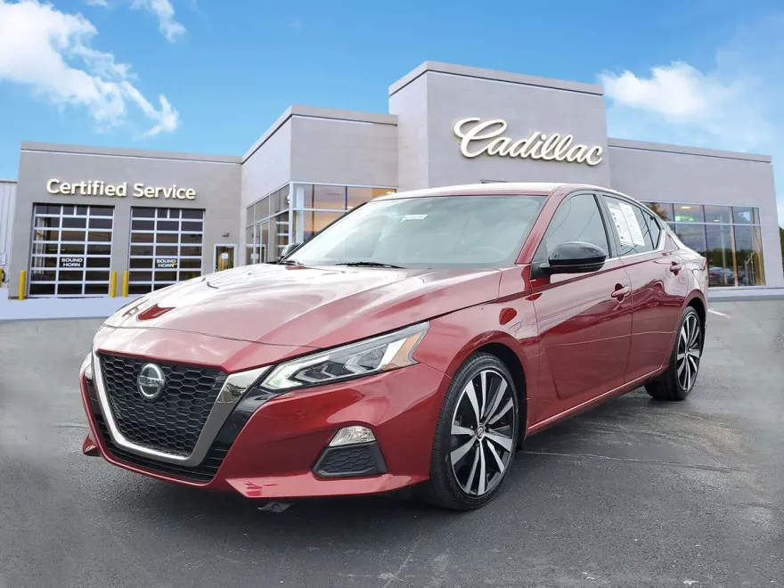 2021 Nissan Altima 2.5 SR photo 1
