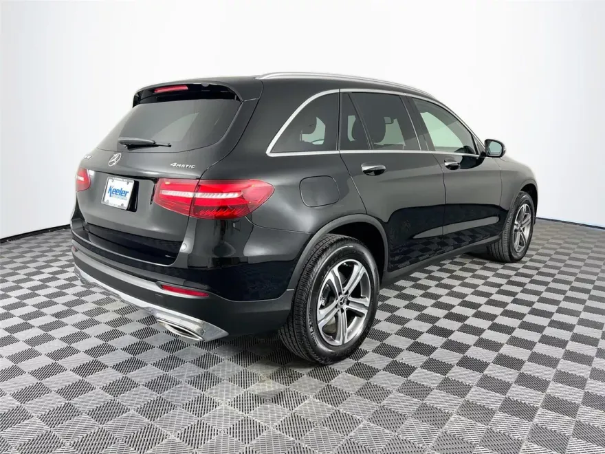 2019 Mercedes Benz GLC 300 4MATIC photo 1