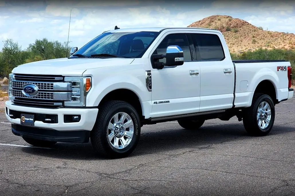 2019 Ford F-350 Platinum photo 1